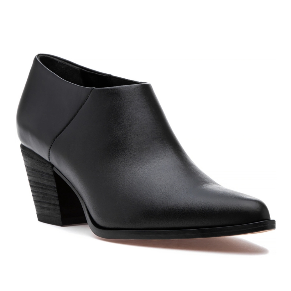 Vince Hamilton Mid heel Ankle Boot - Sz 6